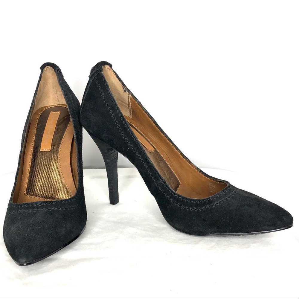 NWOT Calvin Klein Jeans Black Suede Pumps